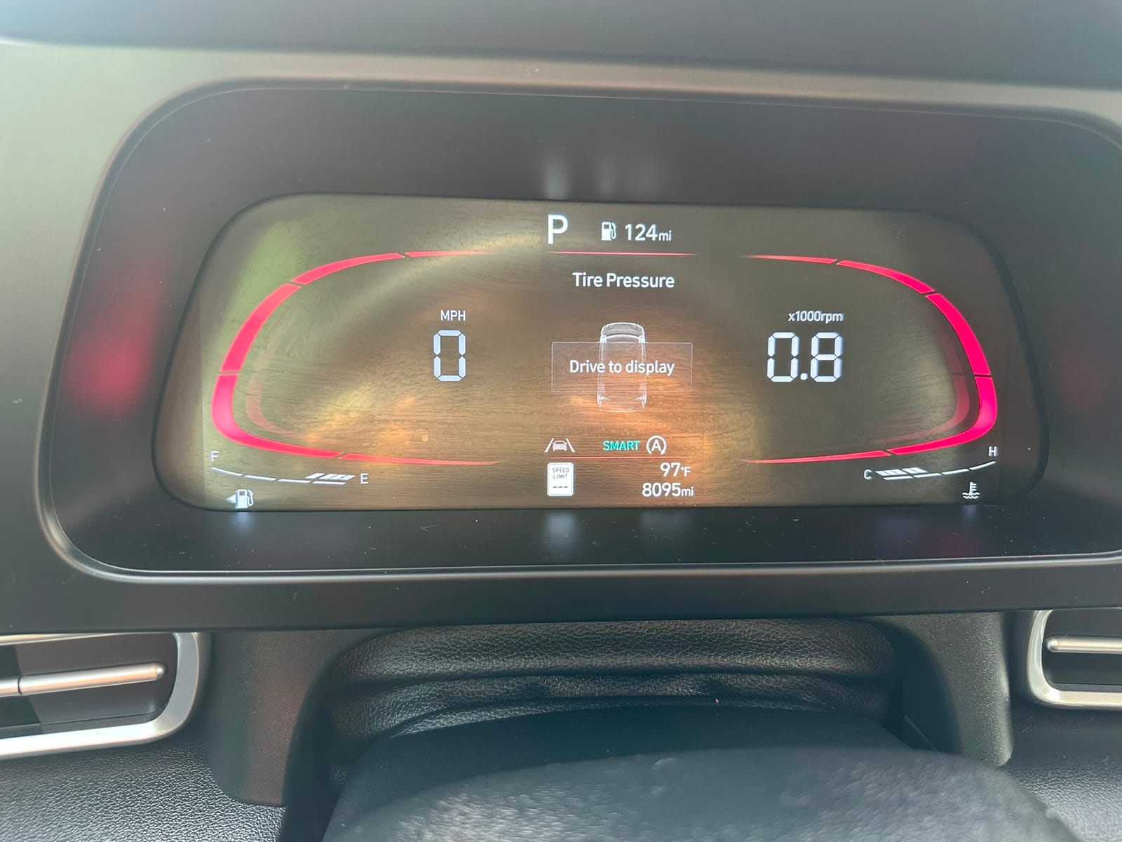 2025 Hyundai Elantra — foto 5