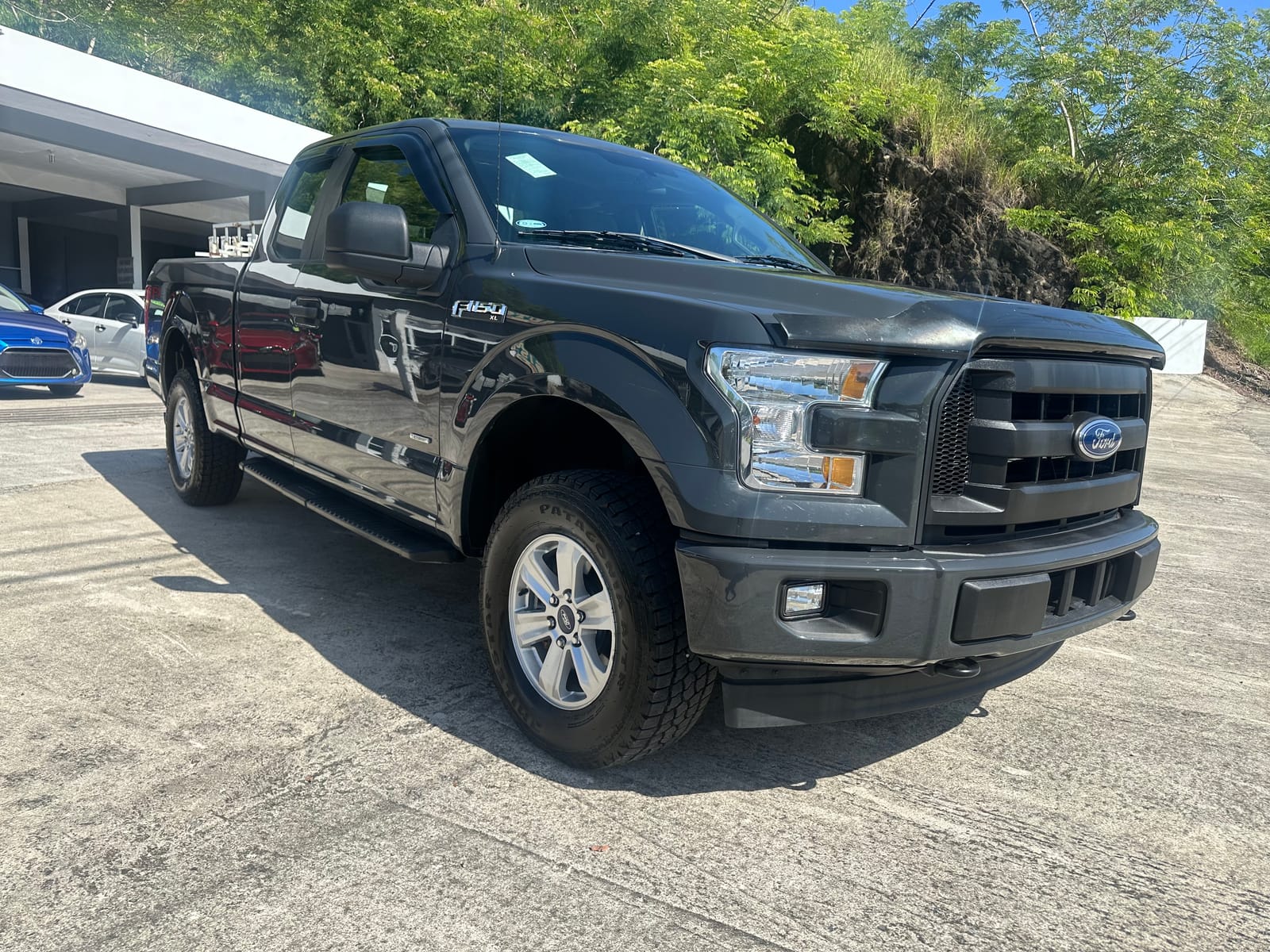 2017 Ford F-150 Cabina 1/2 Off-Road — foto 3