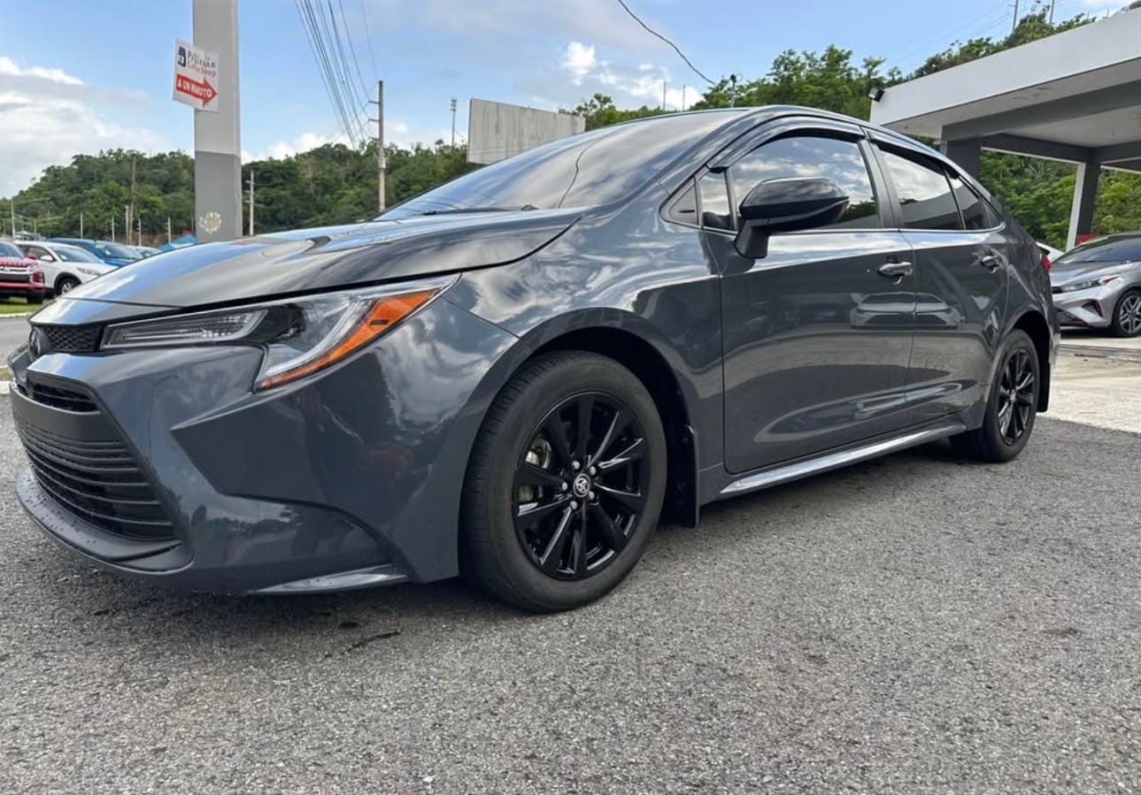2023 Toyota Corolla LE — foto 2