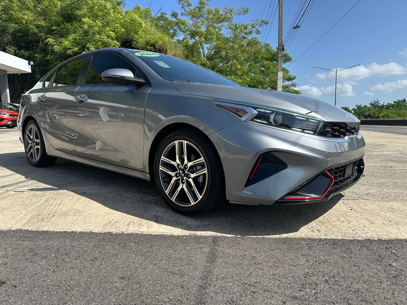 2024 Kia Forte GT — foto 2