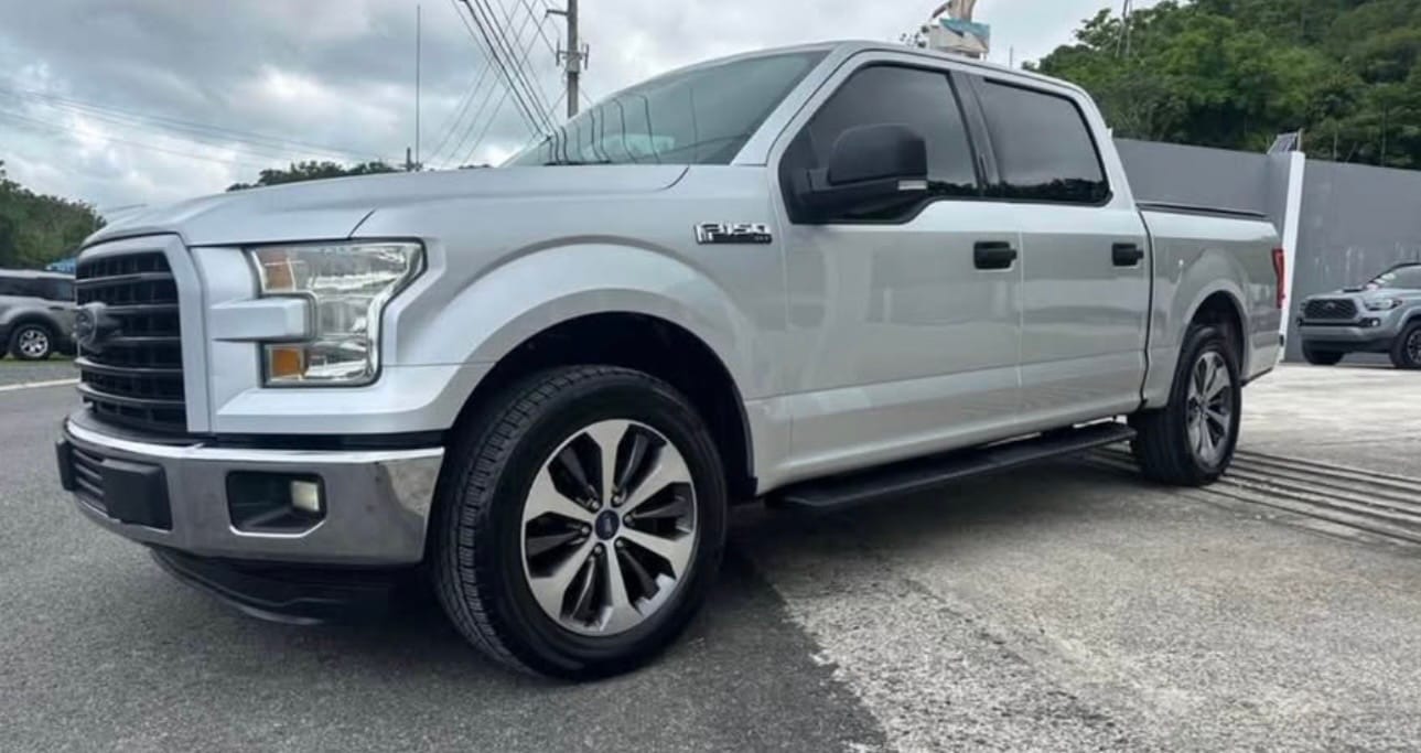 2015 Ford F-150 XLT — foto 2
