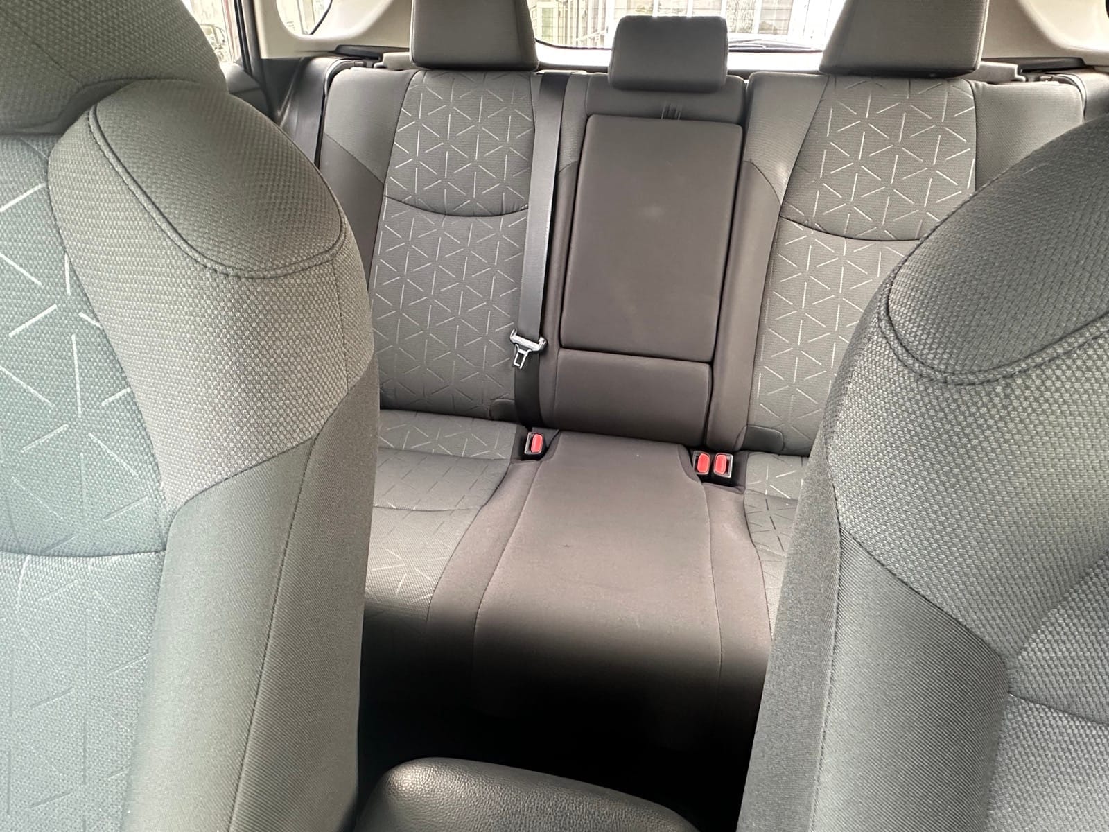 2020 Toyota RAV4 XLE — foto 6