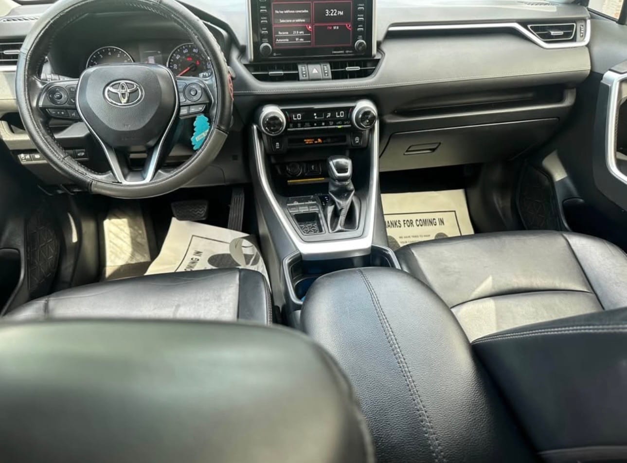 2020 Toyota RAV4  XLE Premium — foto 4