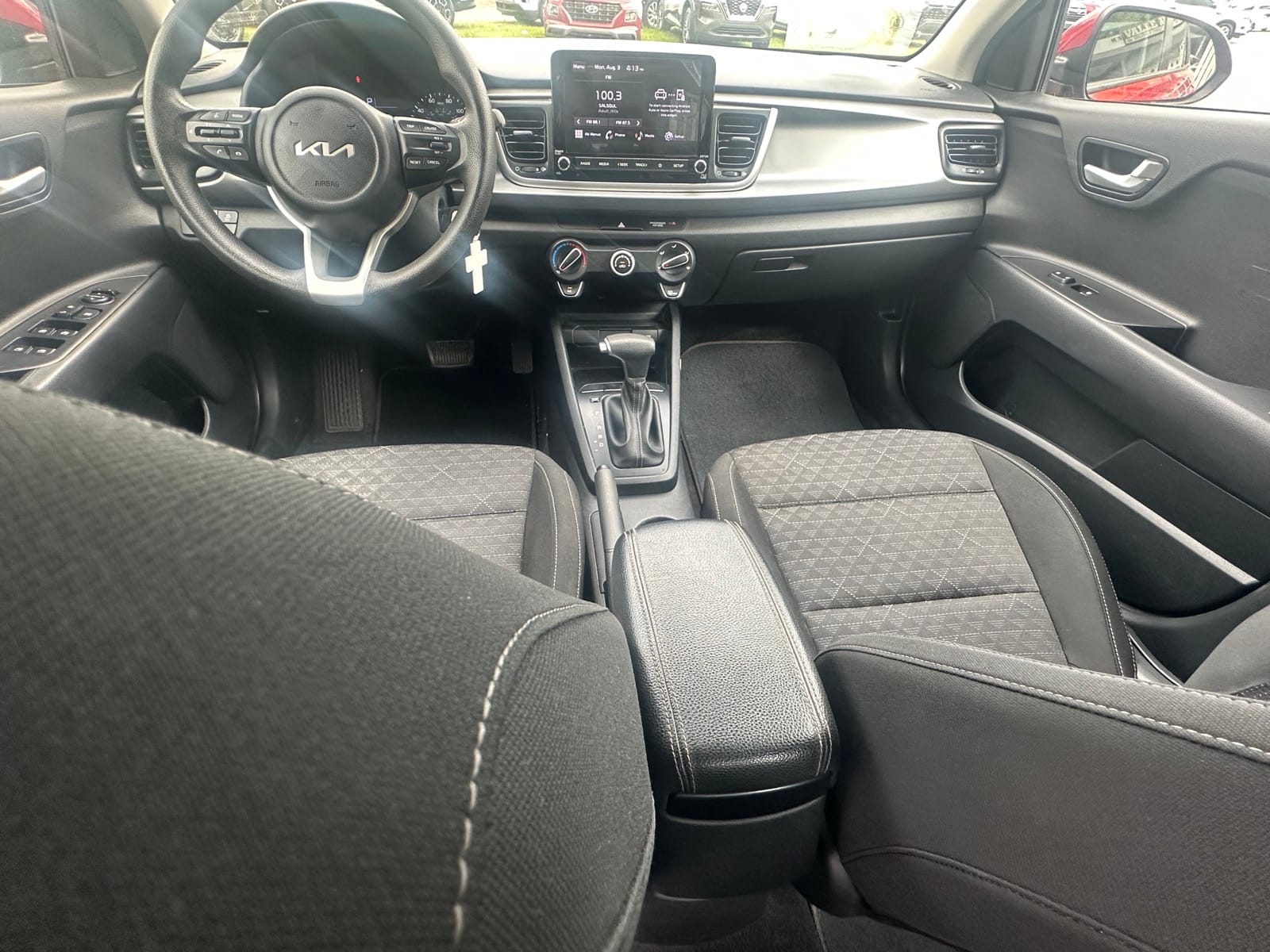 2023 Kia Río — foto 4