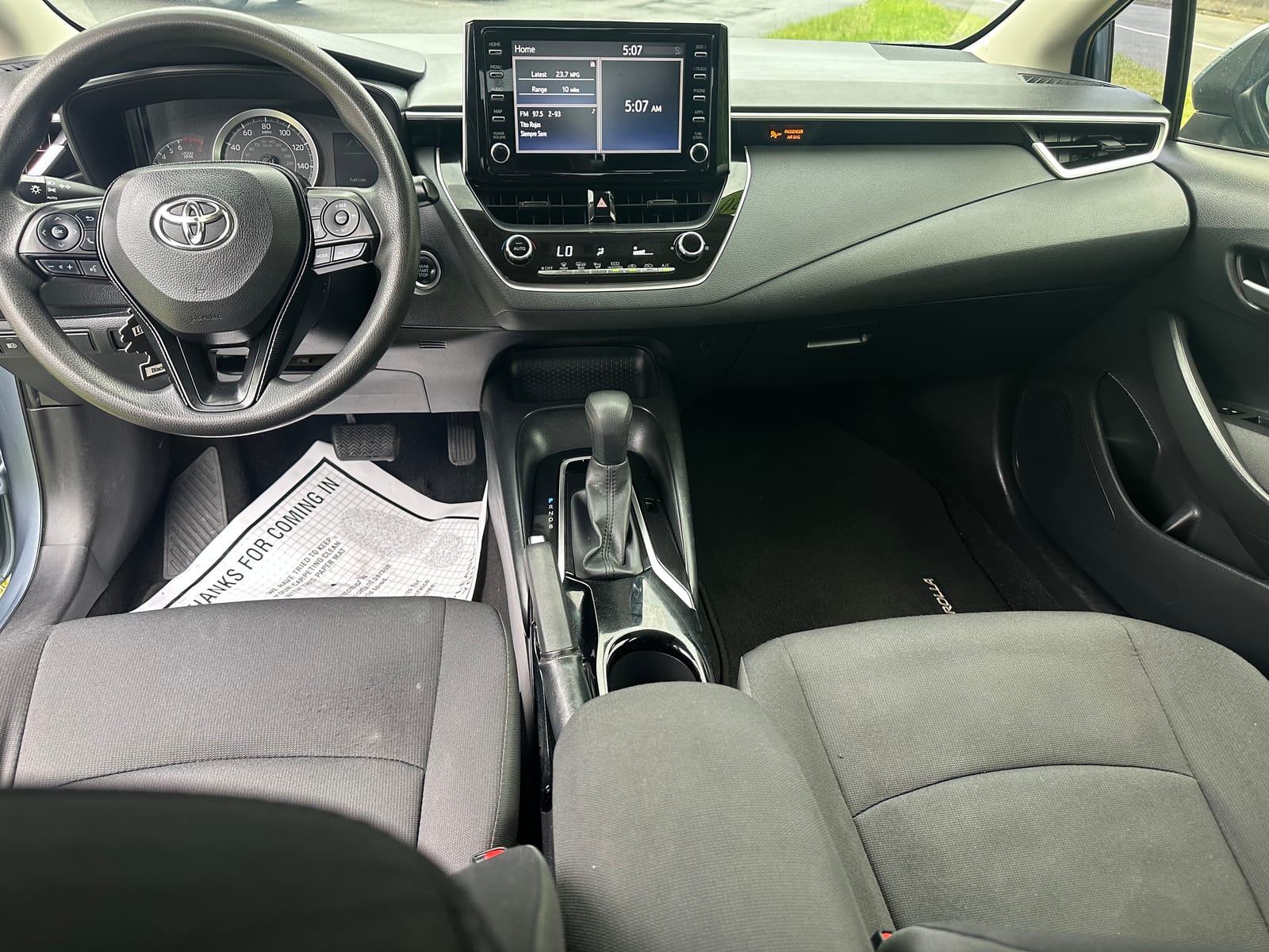 2020 Toyota Corolla LE — foto 9