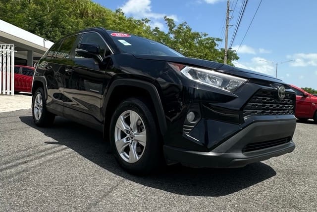 2019 Toyota RAV4 XLE usado en venta en Aguada