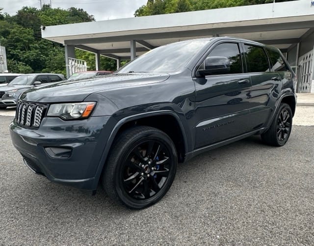 2017 Jeep Grand Cherokee Laredo — foto 4
