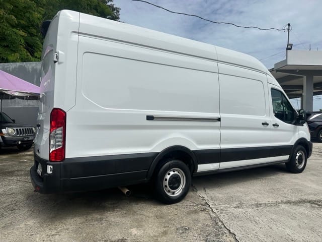 2023 Ford Transit 350 — foto 4