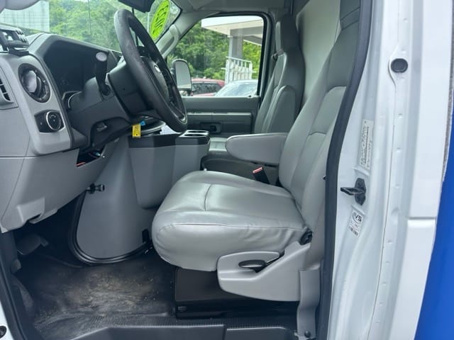 2023 Ford E-350 Econoline Econoline — foto 4