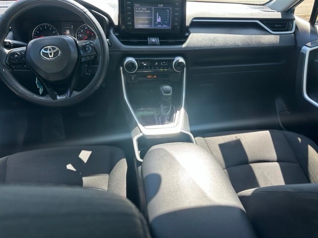2019 Toyota RAV4 LE — foto 5